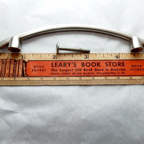 Curved Metal Draw Pulls 28 Piece Lot - Picture 3 of 3